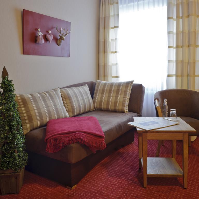 Hotel Pfeffermuehle Borchen Екстер'єр фото